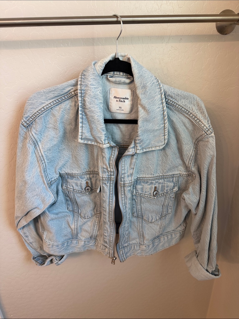 Abercrombie & Fitch Light Wash Cropped Denim Jacket - Pale Blue